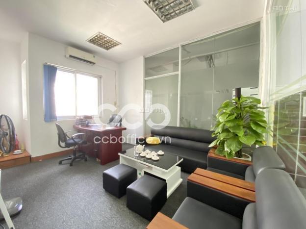 Cho thuê văn phòng full nội thất, miễn phí DV cho 10 - 12 nv giá chỉ 10 tr tại Trần Thái Tông, CG 13852639