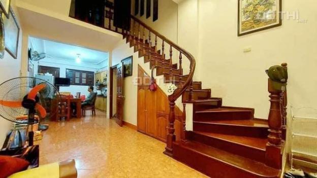 Nhà phân lô ngõ 99 Nguyễn Chí Thanh, đường ô tô tránh, 4T 54m2, chỉ 9.5 tỷ, Em Tuấn 0392969999 13872789