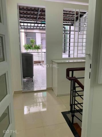 Bán nhà đường Nguyễn Cảnh Chân, Quận 1, giá rẻ, 35m2, 1 lầu, 3 PN 13883334