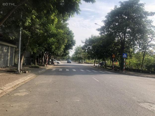 Cần bán gấp lô đất mặt phố kinh doanh sầm uất tại Giang Biên, Long Biên 13889149
