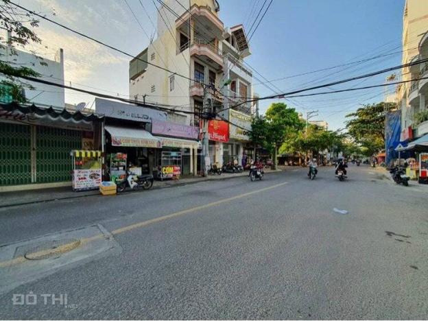 Bán nhà mặt tiền trung tâm thành phố Nha Trang, nhà phố kinh doanh, giá đầu tư 13891941