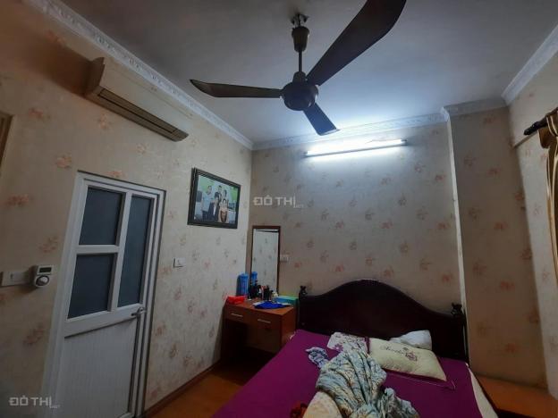 Bán căn hộ CC Nơ 9A Linh Đàm, 82.5 m2, SĐCC, full nội thất xịn xò, ban công Nam mát lịm tim, 2.3 tỷ 13892010