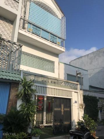 Bán gấp nhà HXH Nguyễn Duy Trinh, Phú Hữu, Quận 9, 55m2, 3 tầng, nhỉnh 4 tỷ 13893228
