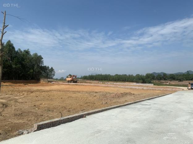 Bán thửa đất gần 2000m2 mặt tiền trên 30m, cạnh sân golf Minh Trí 13895333