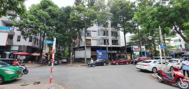 Cho thuê nguyên căn nhà phố góc ngã 4 đường Phạm Văn Nghị 11x18,5m, thang máy, 7 tầng 0909293499 13895973