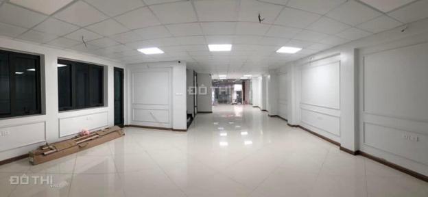 Bán tòa nhà văn phòng + căn hộ DV Lạc Long Quân mới đẹp, 160m2 x 9 tầng, MT 6,2m, KD + ở cho thuê 13898096