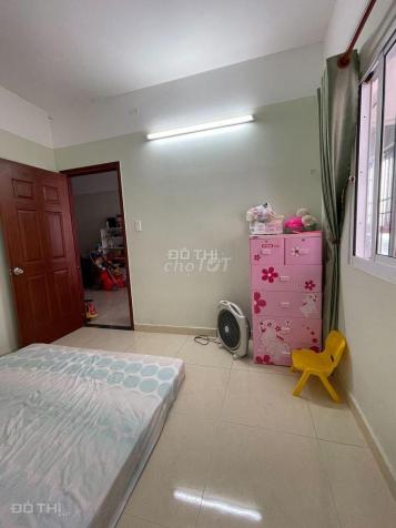 Bán nhanh căn hộ Idico Tân Phú giá tốt, 64m2, 2PN 2WC, giá 1.960 tỷ. Liên hệ: 0384015896 13900024