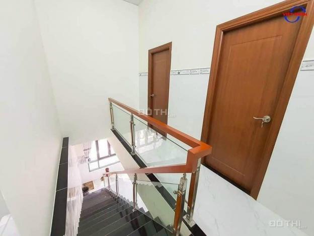 Cho thuê nhà 2 tầng full nội thất mới 100% đối diện trường đại học Quốc tế Việt Đức 13904933