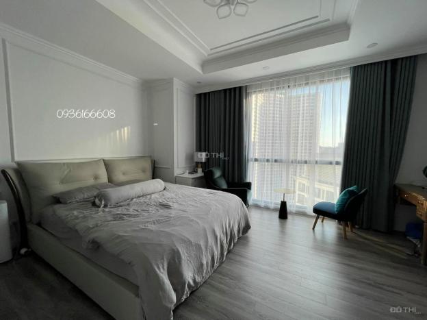 Chính chủ muốn cho thuê căn góc 3 ngủ sáng tầng 15 tòa R5 Royal City đầy đủ đồ view Đông Nam 13906790