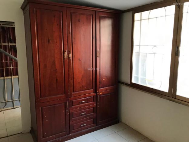 Cho thuê căn hộ tập thể Nghĩa Tân, nhà mới đẹp, giá cực rẻ 13907868