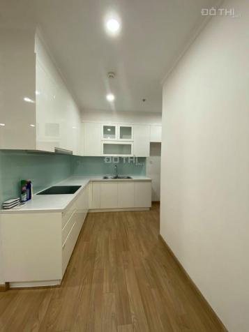 Cho thuê căn góc tầng 22 tòa G1 Vinhomes Green Bay 3 ngủ cơ bản với giá 12 triệu/tháng 13909802