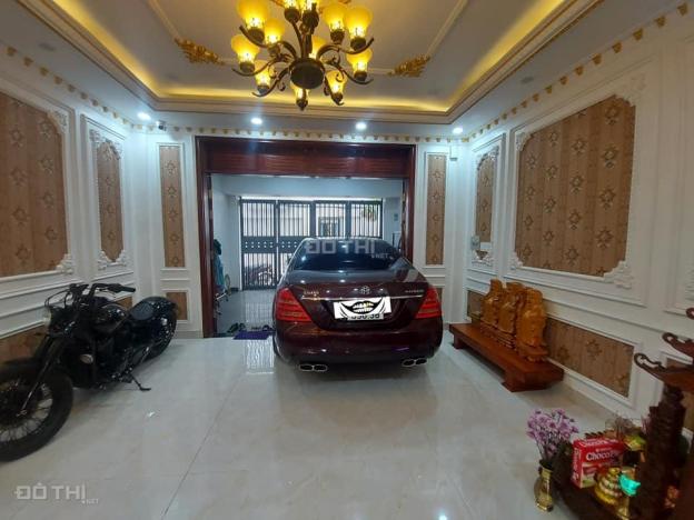 Siêu víp Phú Nhuận, Thích Quảng Đức, 3 tầng, 85m2, HXH 6m, xe hơi vào nhà, 12,1 tỷ 13913562