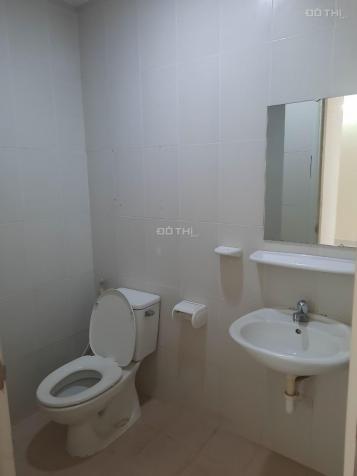 Chính chủ về quê nên bán nhanh căn hộ Melody, 2PN 2WC 70m2, bán 2 tỷ 6. Liên hệ: 0384015896 13914298