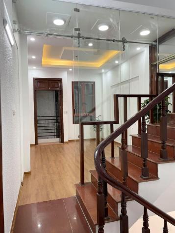 Trung Kính - nhà đẹp 5 tầng, gần oto, 60m2, chỉ 3.8 tỷ 13917670