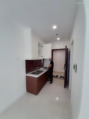 Central Premium cho thuê officetel view hồ bơi, lầu cao thoáng mát 6,5 triệu/tháng có sẵn máy lạnh 13927091