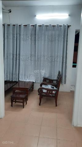 Cho thuê căn hộ Lê Lợi lầu 3 view phố đi bộ Nguyễn Huệ 13927916