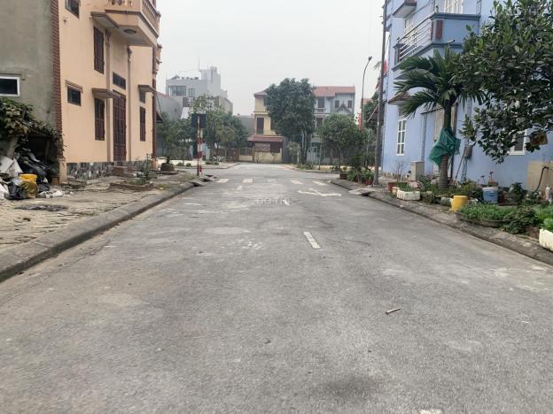 Vỡ nợ bán nhanh 80m2 đất khu tái định cư Kiêu Kỵ, Gia Lâm gần ngã 4 vườn hoa 13929112