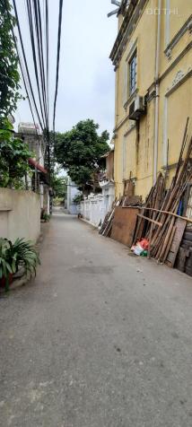 Bán nhà ngõ 51 Giang Biên, Long Biên, 42m2, 4 tầng, đường ô tô, giá 3,5 tỷ 13931434