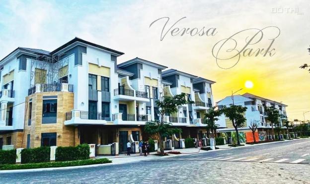 Chủ bán gấp 3 căn góc 2 mặt tiền vị trí hot nhất khu Verosa Khang Điền, đã có sổ sẵn 13650700