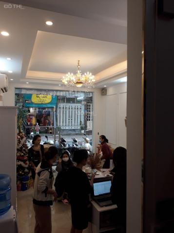 Chính chủ bán gấp mặt phố Nguyễn Viết Xuân, Hà Đông, DT 40m2 x 5T, MT 4,2m, Lô góc, vỉa hè rộng 13937515