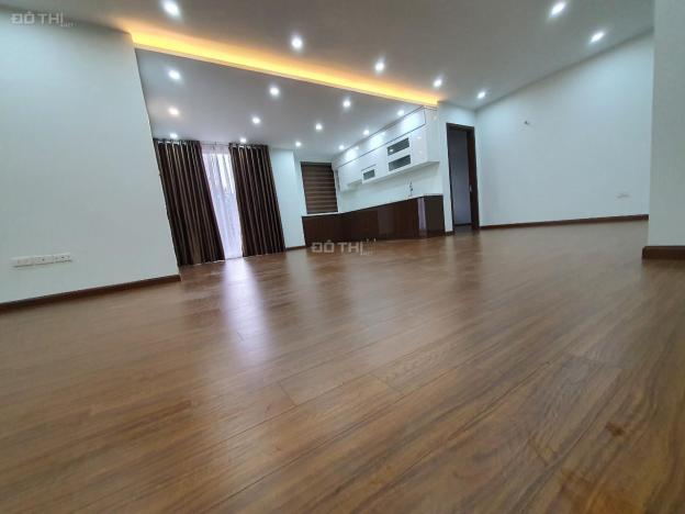 Bán căn hộ chung cư C4 Đỗ Nhuận căn 121m2 3pn view công viên Hoà Bình nhà sửa đẹp nội thất cơ bản 13937624