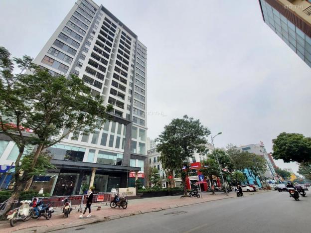 Chính chủ gia đình chuyển nơi ở mới muốn bán căn nhà 2 Tầng trung tâm phố Ngọc Lâm - Long Biên 13940839