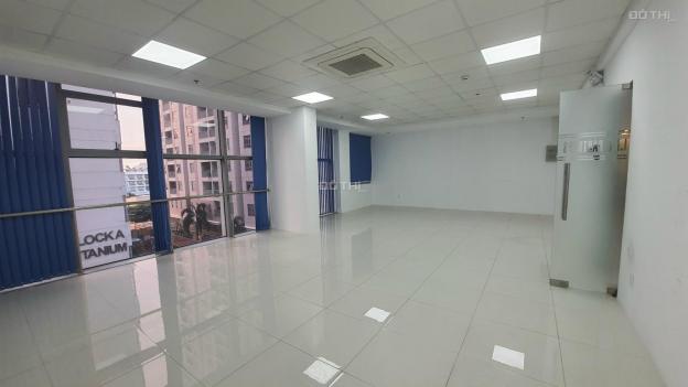 Cho thuê văn phòng tại đường Huỳnh Tấn Phát, phường Bình Thuận, Quận 7, diện tích 55m2 giá 8,9tr/th 12986403