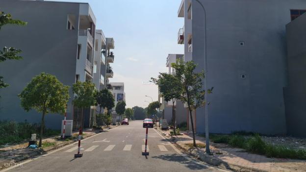Bán nhà 3 tầng mới xây tại khu dân cư phía Bắc Nguyễn Lương Bằng, TP Hải Dương 13942261