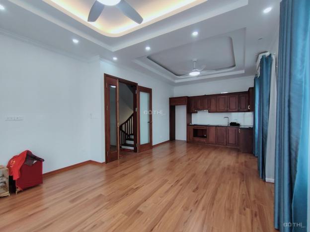 Quá hiếm bán nhà đầu phố KĐT Việt Hưng 450m2, vị trí KD cực đẹp, chỉ 14.9 tỷ, 0973206689 13942383