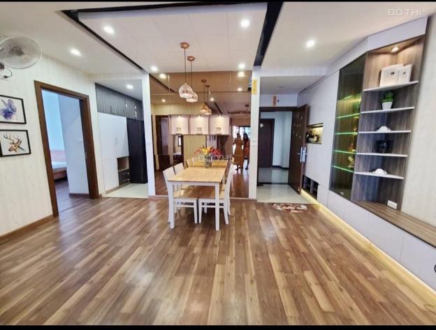 Cần bán căn 2015R2 (full nội thất, đẹp, mới) - 136 Hồ Tùng Mậu 13943280