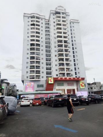 Chính chủ cần bán căn hộ Phú Thạnh, Q. Tân Phú, DT 110m2, 3pn 2wc, ban công lớn. Bán giá 2 tỷ 480tr 13943895