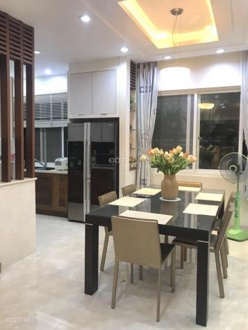 Nhà mới Phú Mỹ Hưng, Q7 ngay hồ bán nguyệt, cho thuê 30tr/tháng DTSD hơn 200m2 13950899