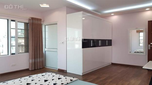 Cho thuê căn hộ dịch vụ tại Văn Cao, Ba Đình, 85m2, 2PN, đầy đủ nội thất hiện đại 13954078