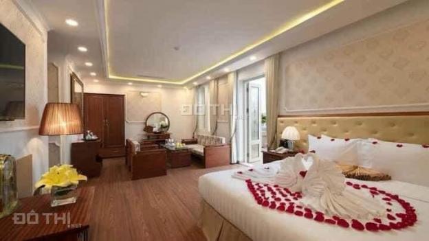 Khách sạn tiêu chuẩn 4 sao - trung tâm Hoàn Kiếm - Mặt phố vip - 13 tầng - gần 100 phòng 13958696