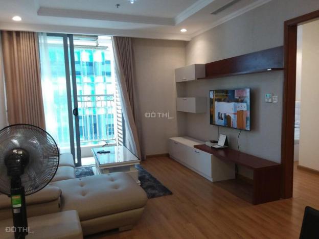 Chính chủ cần bán căn hộ 86m2, 2 PN, ban công Đông Nam ở Vinhomes Nguyễn Chí Thanh. Lh 0932438182 13962659