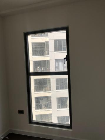 Bán căn hộ 60m2 Saigon Royal Quận 4 nội thất cơ bản, giá 4.3 tỷ có thương lượng 13968283