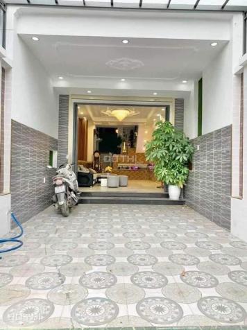 Bán nhà full nội thất - MT Nguyễn Duy Cung, P12, Gò Vấp - 2 giếng trời - 80m2, 12,5 tỷ. 0909328233 13971500