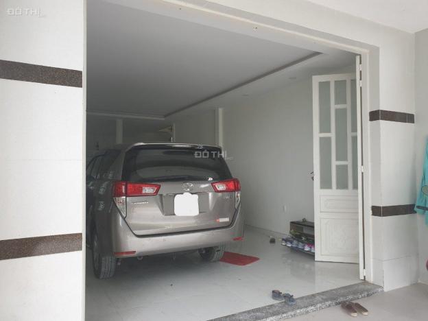 Nhà SH riêng xe hơi vào nhà, 3PN, 3WC, sử dụng 350m2, xã Bình Chánh 13975670