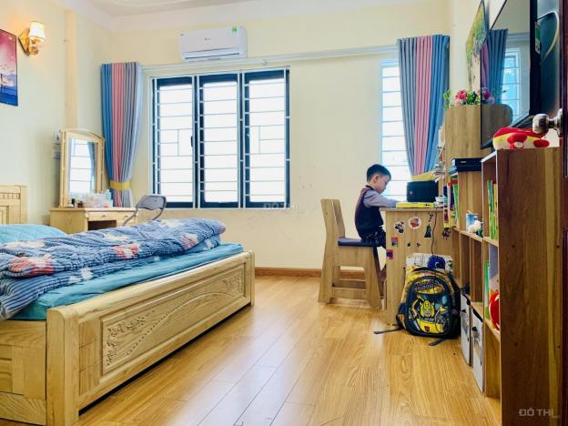 Bán nhà đất mới đẹp, 32m2, kinh doanh tốt, Quang Lãm, Hà Đông, căn góc, ô tô cách 50m 13980595