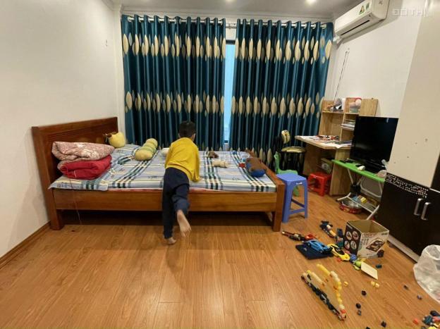 Bán nhà cạnh trường cấp 3 Thạch Bàn - Long Biên 13985095