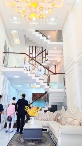 Bán nhà Tên Lửa Bình Tân 4x15m, 5 tầng sổ hồng đã hoàn công, hỗ trợ NH 14003165