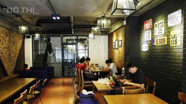 Bán nhà mặt phố Xã Đàn, quận Đống Đa, diện tích lớn, thang máy, vỉa hè rộng, mặt tiền 12m, giá rẻ! 14006817