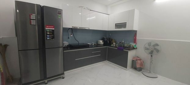 Bán nhà 2 lầu hẻm 803 Huỳnh Tấn Phát, Quận 7 DT 60m2 sổ hồng riêng 14011520