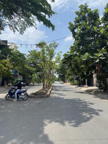 Bán đất đường Nguyễn Duy Trinh khu Phú Nhuận 10 ha gần chợ nền F2A, 16,5x18m 39,6m2, 100 tr/m2 14021924