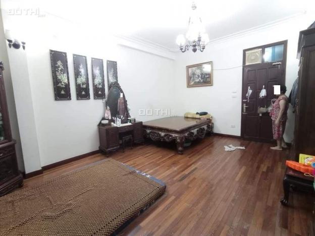 Nhà mặt phố Lê Thanh Nghị, 37m2 x 5T, MT 4.7m, 10,5 tỷ, 0867195893 14027031