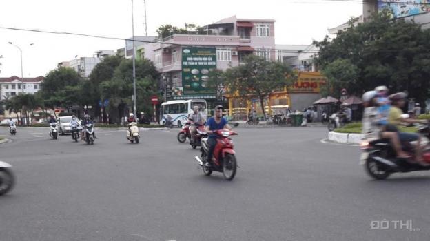 Bán nhà phố nội thất Núi Thành Đà Nẵng mặt tiền 7m cho thuê 45 triệu/th 14042482