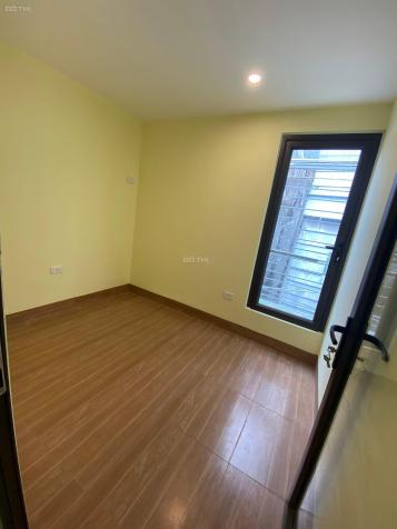 Bán nhà tập thể phố Đào Tấn từ nhà ra phố cách 10m giá 2,25 tỷ diện tích sử dụng 75m2 14045709