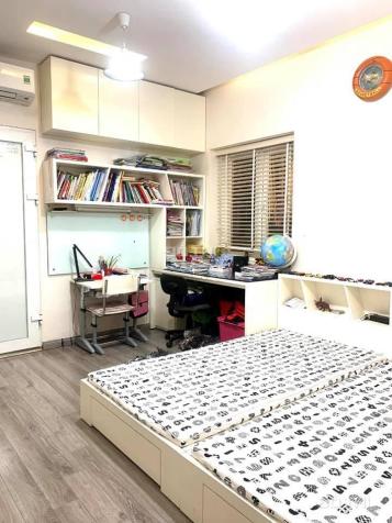 Cần bán gấp nhà ngõ 121 Kim Ngưu giá 2.75 tỷ, 32m2x5T, đẹp ở luôn 14046400