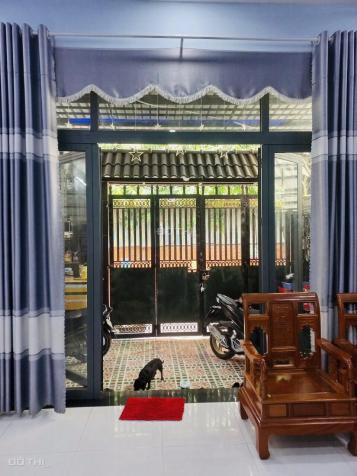 Nhà bán chính chủ, nhà SHR ngay góc ngã ba Chùa thuộc thị trấn Hóc Môn 14047944