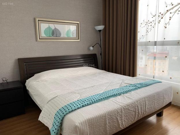 Cho thuê căn hộ 88m2 tầng 20 chung cư Vinhomes Nguyễn Chí Thanh 2 ngủ đầy đủ đồ view Đông Nam 14051139